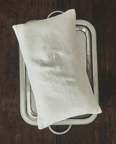 COUSSIN LIN BORD FESTONNÉ