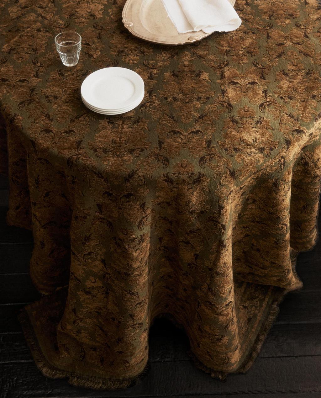 JACQUARD-CHENILLE-DECKE FAZETTIERTES KAFFEEGLAS