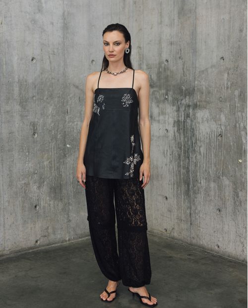 Vestido Recto de Cuero con Decoraciones para Mujer - Colombiamoda