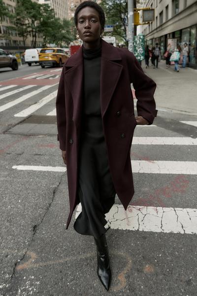 ABRIGO OVERSIZE SOFTABRIGO CORTO CON LANA