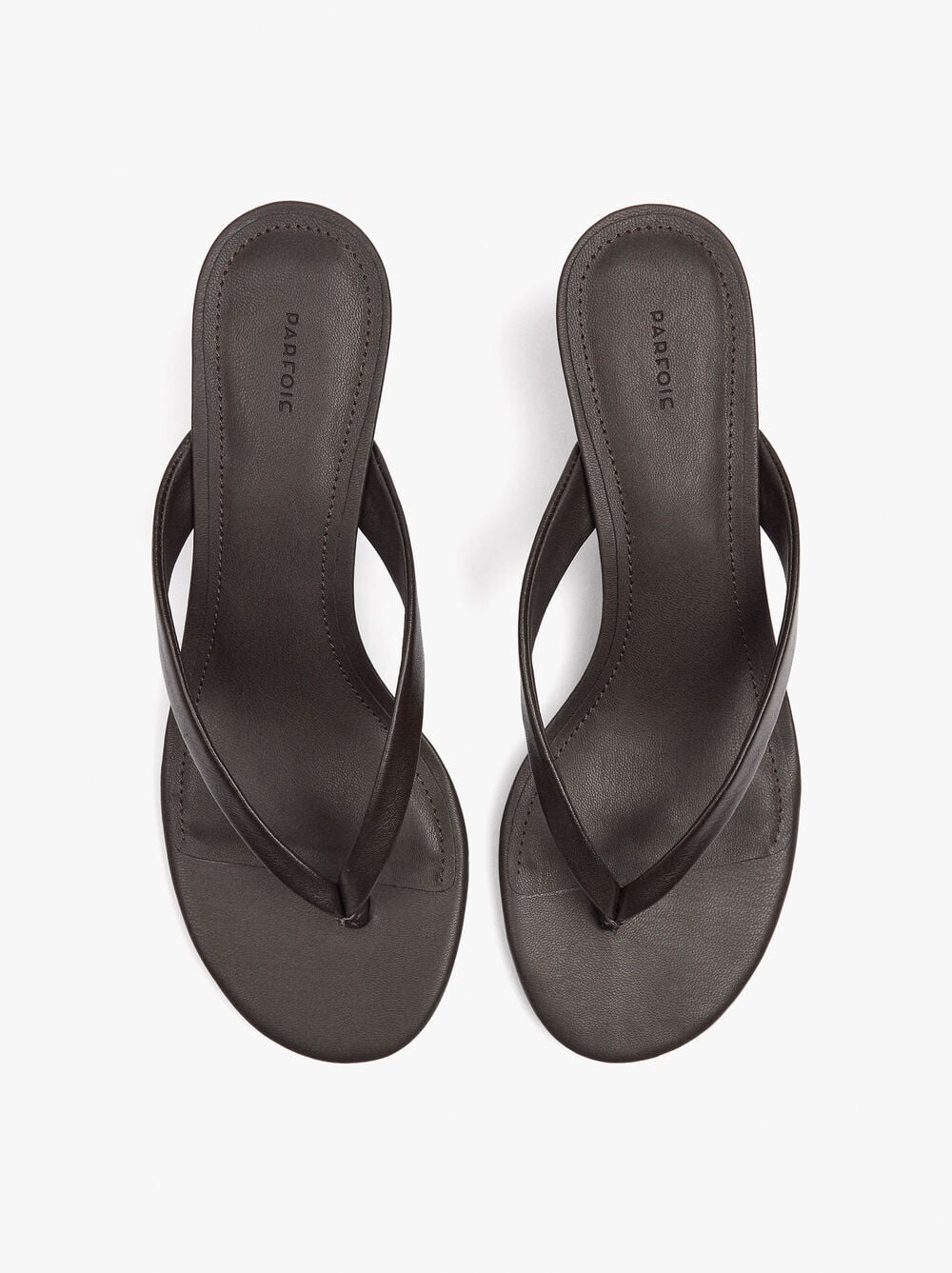 Sandalias de piel con tacón kitten