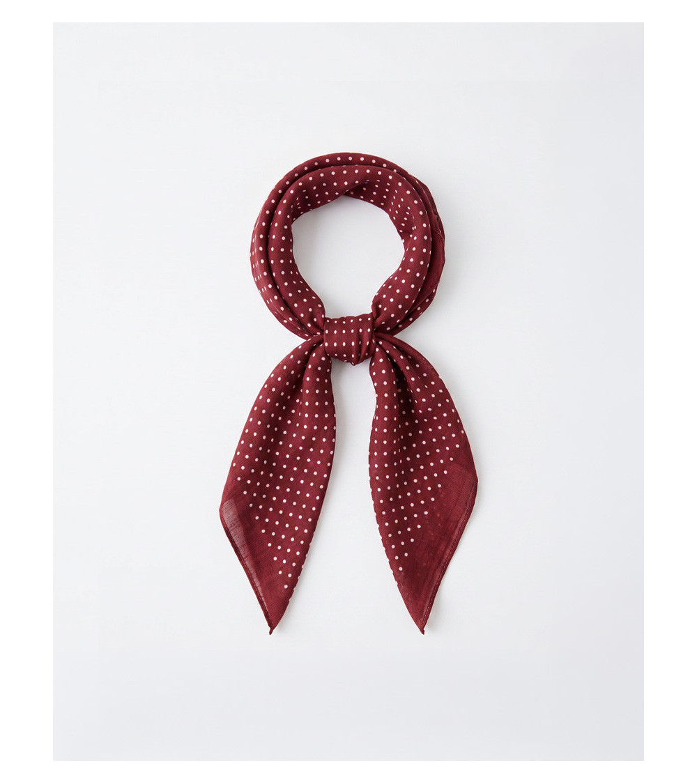 PAÑUELO ESTAMPADO PUNTOS