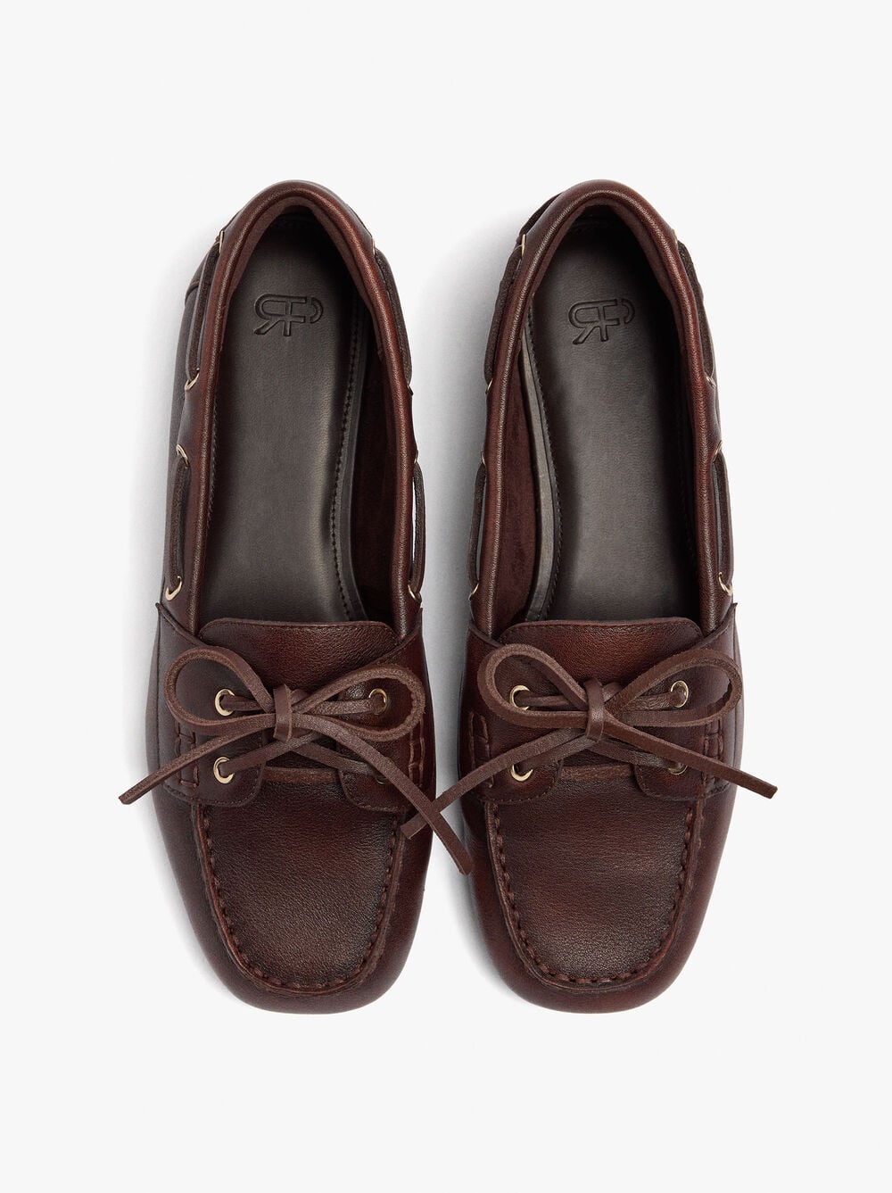 Mocasines de piel estilo náutico