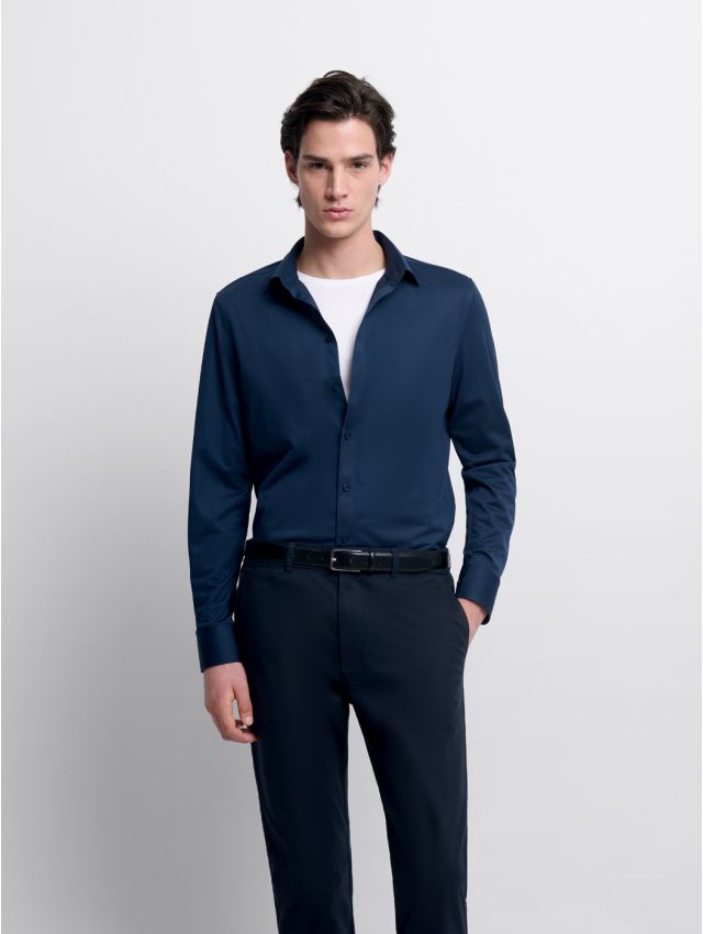 Chemise extraslim tissu traveler