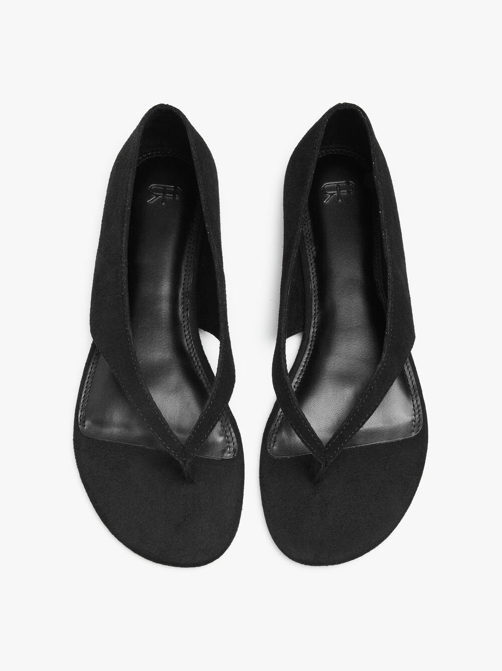 Sandales plates en cuir style thong