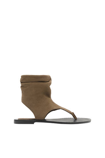 Sandales bottines croûte de cuir