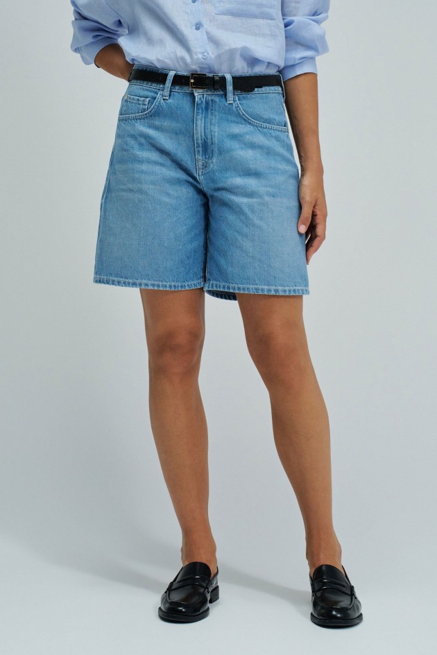 SHORT EN DENIM