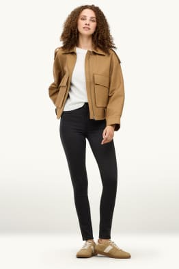 Skinny jean - mid waist - shaping jean