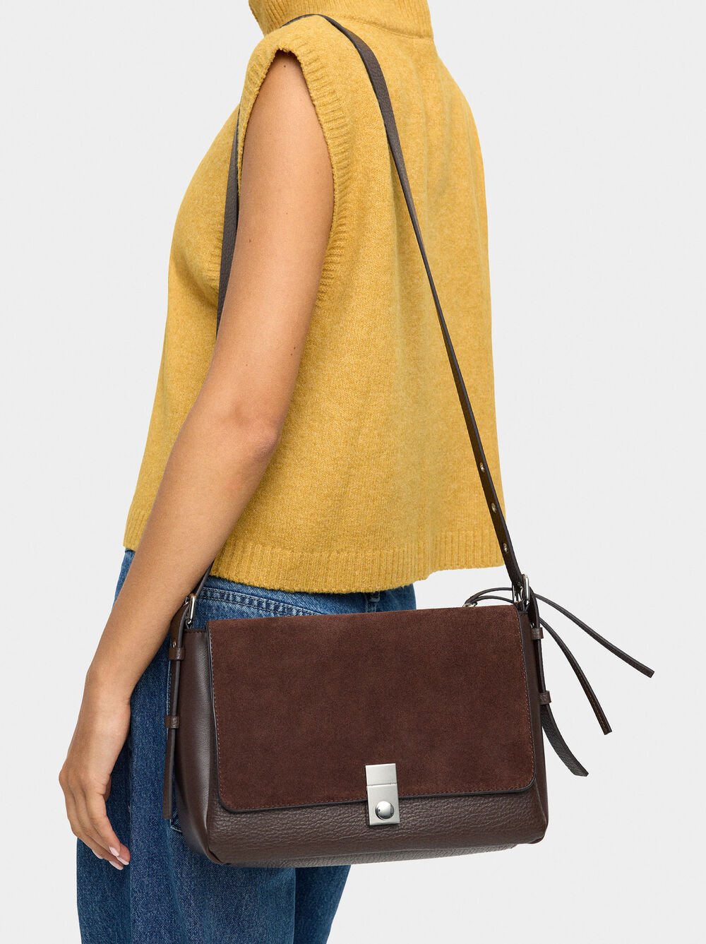 Crossbody bag with leather details