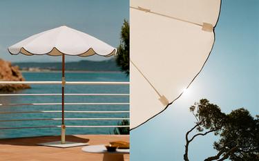 OUTDOOR UMBRELLA AND ROUND TABLE
