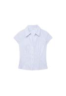 Blouse met korte mouw en naad onder de borst