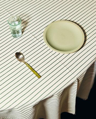 SZKLANKA, TALERZ I ŁYŻKA