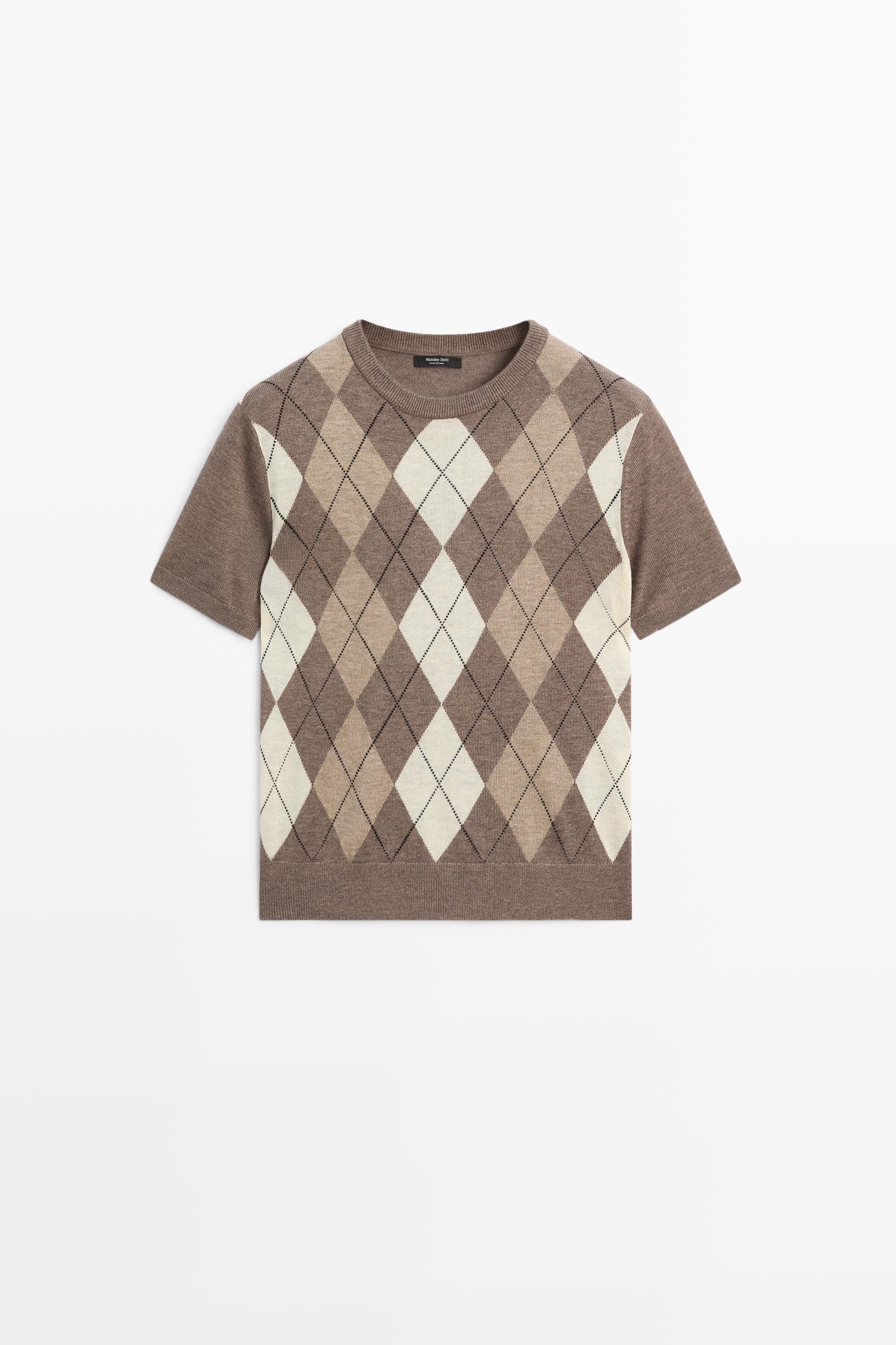 Short sleeve diamond-pattern sweater